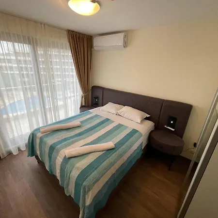 Apartment Stylish Only 200 M To The Beach In Peter House Free Parking Sunny Beach